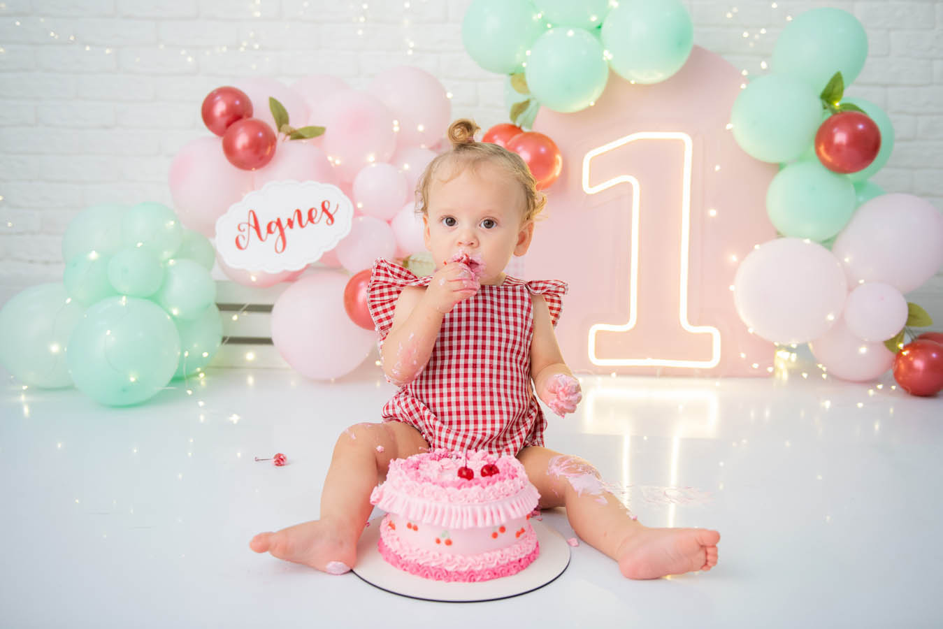 Agnes smash cerejinha.jpg